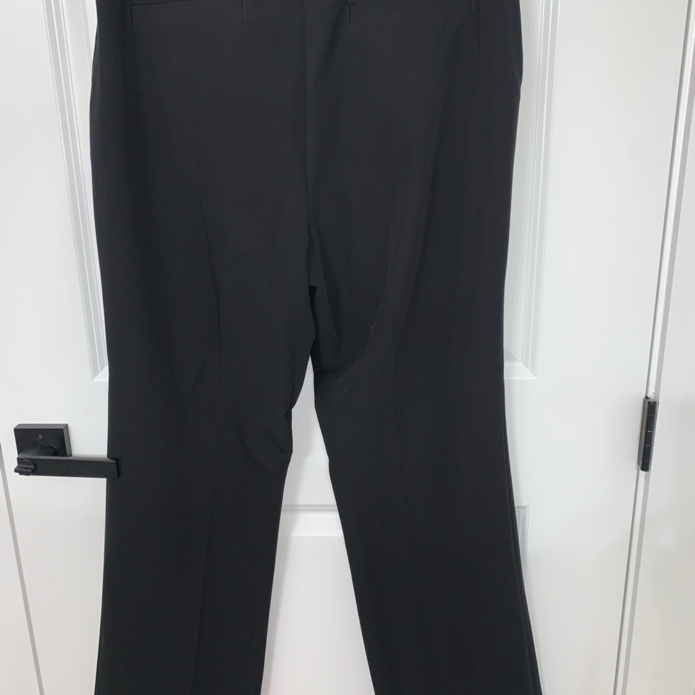 Women’s Black Cropped Dress Pants